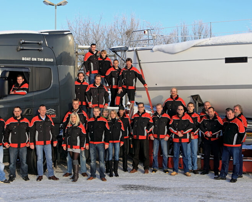 The team from Glogau Int. Yachttransporte